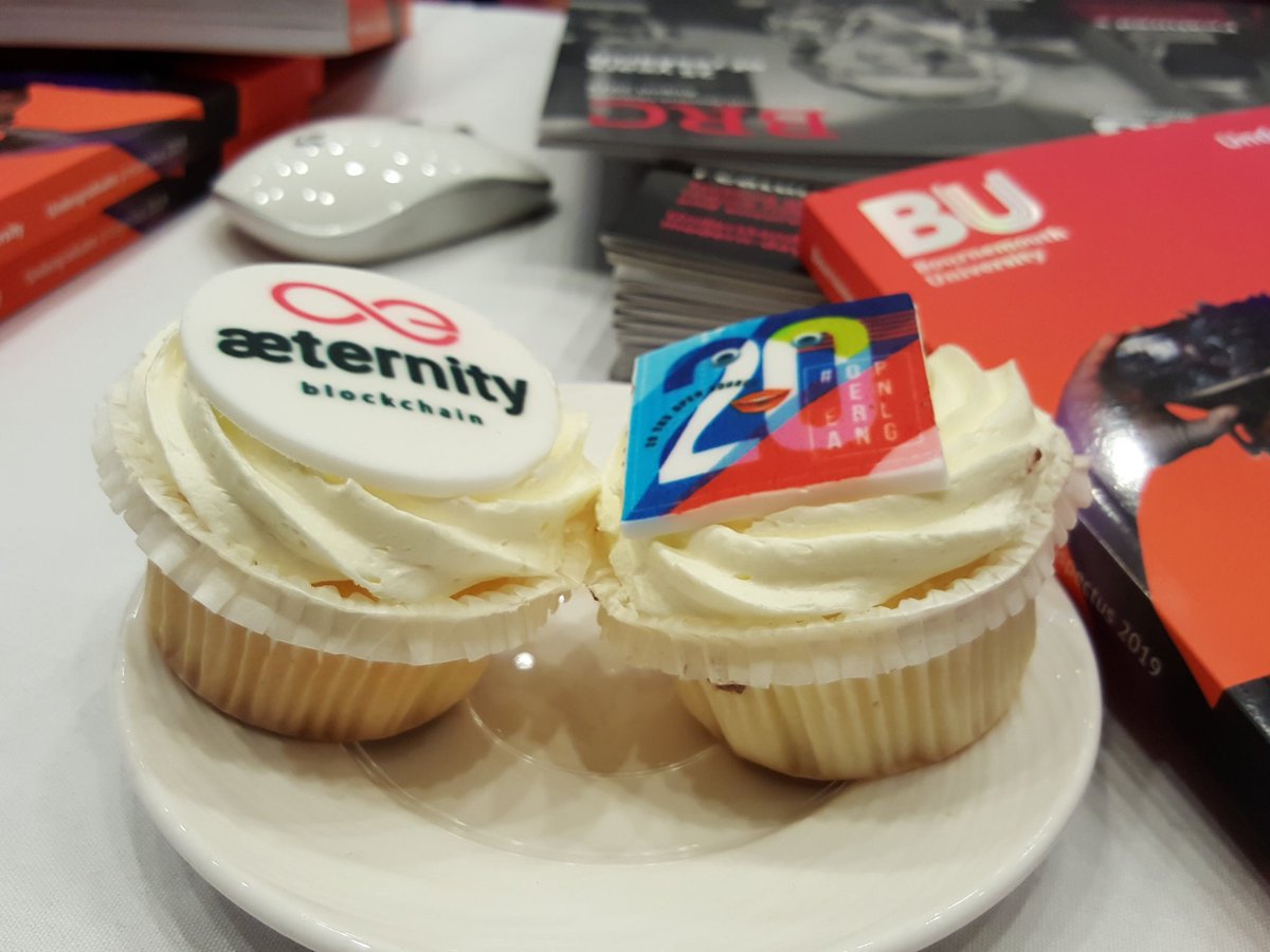 nchechina's tweet image. #erlang birthday party continues :))) @CodeBEAMio #CodeMesh