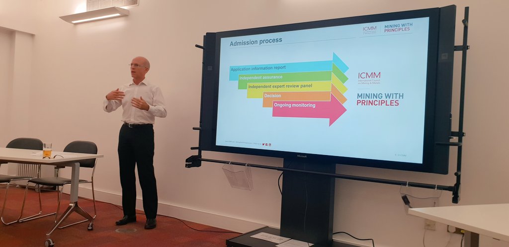 GokceMe's tweet image. @Tombutlersd of @ICMM_com says its a gentlemens club of nobles as you must be ready and committed to comply with their principles in line with #SDGs #Ex4Dev18