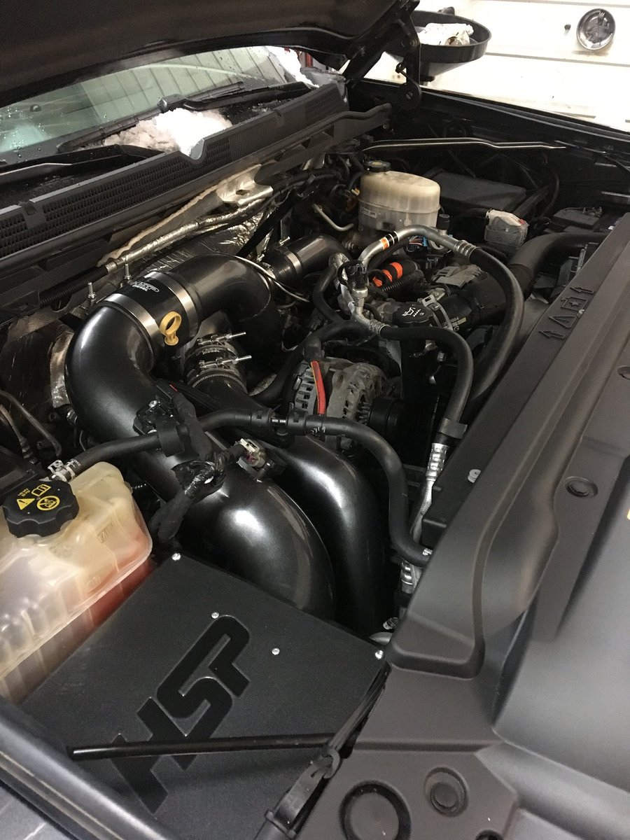 lockeautodiesel's tweet photo. Let your engine breathe and look good doing it! Contact us for more information on all of the products #HSPDiesel has to offer. 
📞 574-221-2077 ✉️ serviceteam@lockeperformance.com
#lockeperformance #hspdiesel #settingstandardstoexceedexpectations https://t.co/fC1fLAEqgf