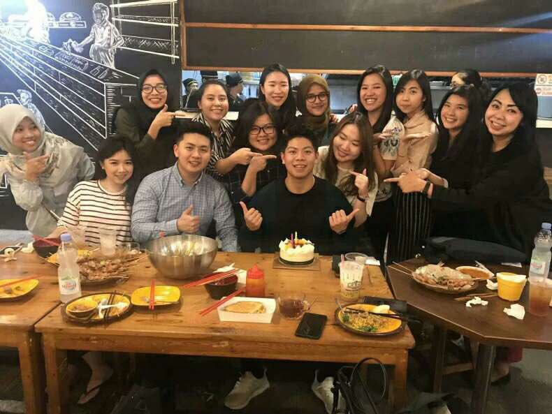 Happiest birthday to my favorite human in Thailand!
*cause I only know 3 people😂