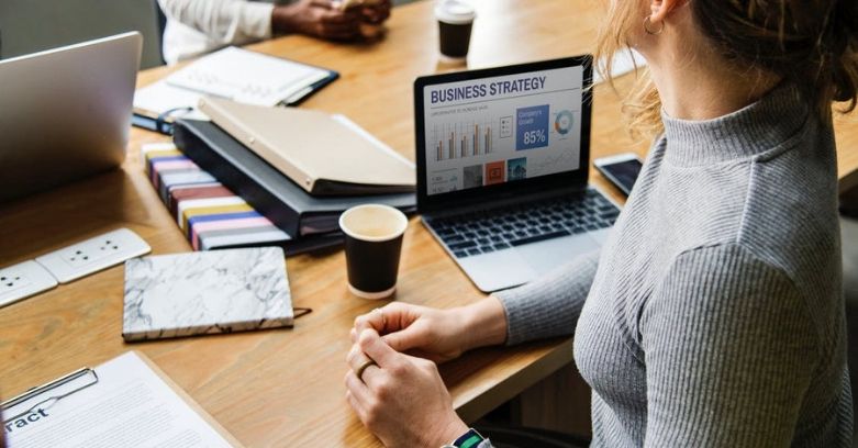 Why take a commission advance? Check out this 5 min read and learn what you can do with it! Link in bio (buff.ly/2DrNFB5)