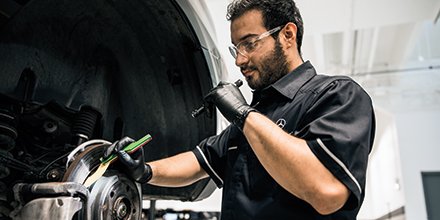 Make sure your Mercedes-Benz is good to go throughout the holiday season and beyond. Schedule service today.