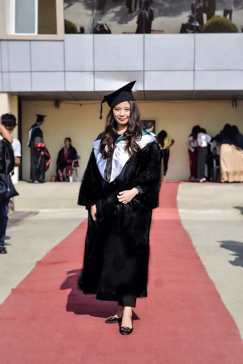 HmarMichelle's tweet photo. #13convocation #mizoramuniversity God thank you for your blessing❤️❤️ #masterofpsychology https://t.co/edHQgwkEAk