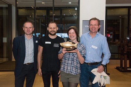 enspireoxford's tweet image. Congratulations to our winners at the amazing #StartedinOxfordDemo night! #First place to Jake Backus @whyrwenotgrnr &amp;amp; team from #CommonGroundCafe. Thank you to @weareherd for the fabulous singing bass trophy &amp;amp; to our Pro-Vice-Chancellor @PatrickSGrant for presenting the prize.