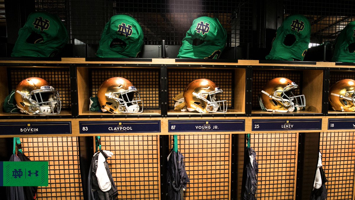 NDFootball's tweet image. Let's play the home finale the way our fans started it.

#GoIrish ☘️ #BeatSeminoles