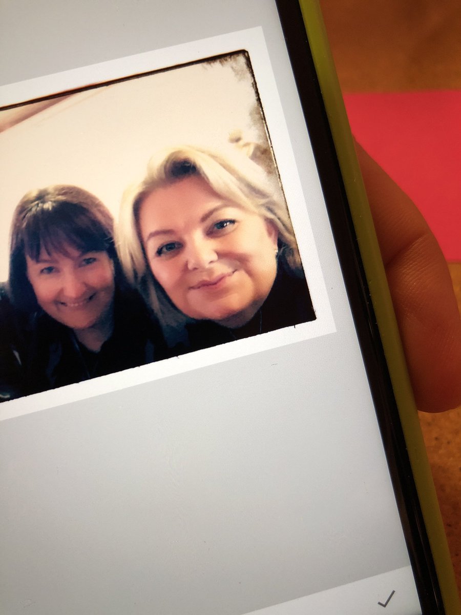 Undirbúningur fyrir appsmakk hjá <a href="/bjarjons/">Bjarndis Fjola Jonsdottir</a> #utis2018 #menntaspjall #UTHaf