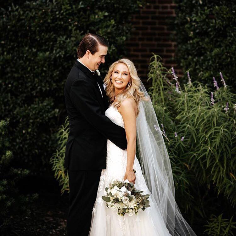 A_SplendidEvent's tweet image. Finding the lover of your soul is life greatest joy!