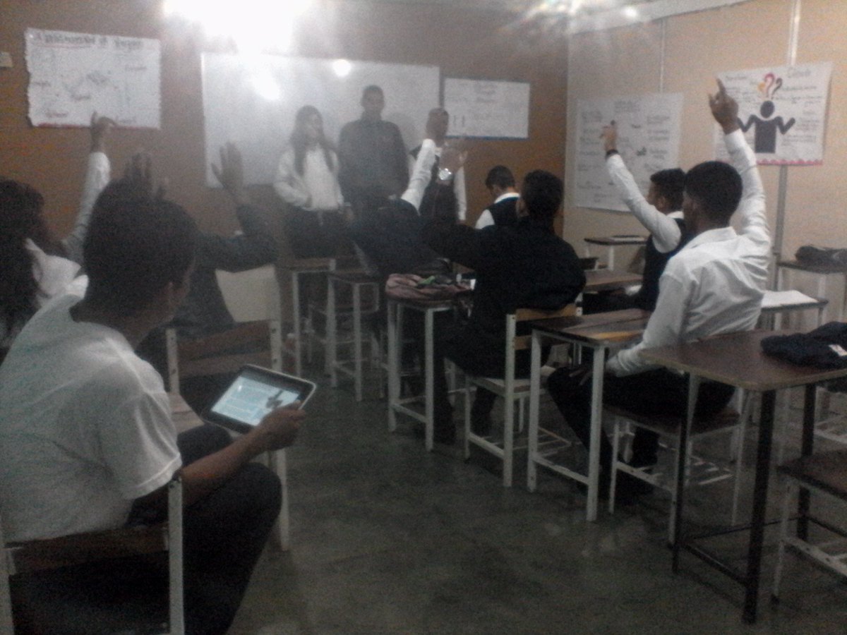 #AprendicesEnMovimiento Elección de voceros desde @INCESCOJEDES @NicolasMaduro @WuikelmanAngelP @Oliverguz @psuvaristobulo @Martinez_josea @pnacojedes1