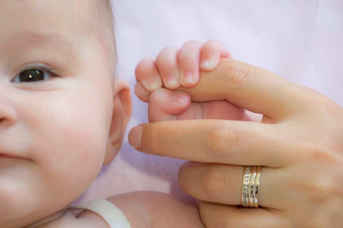 Good morning #OttCity! Our #ParentingInOttawa discussion today will focus on postpartum mental health.

Have questions? Worried about a friend?

Go to facebook.com/ParentingInOtt… and join the conversation!