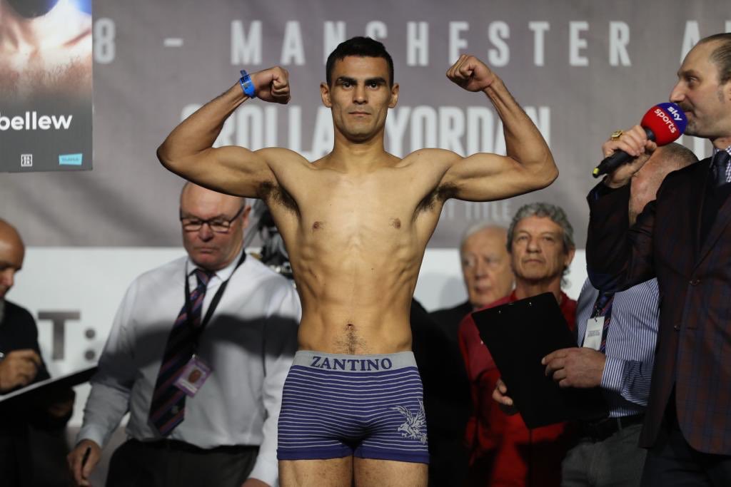 MatchroomBoxing's tweet photo. ⚖️ #KellyCastillo 

@JOSHPBK: 10st 11lbs 1oz

Walter Fabian Castillo: 10st 9lbs 5oz

#HeWhoDares #UsykBellew https://t.co/RSSWRzZ5wJ