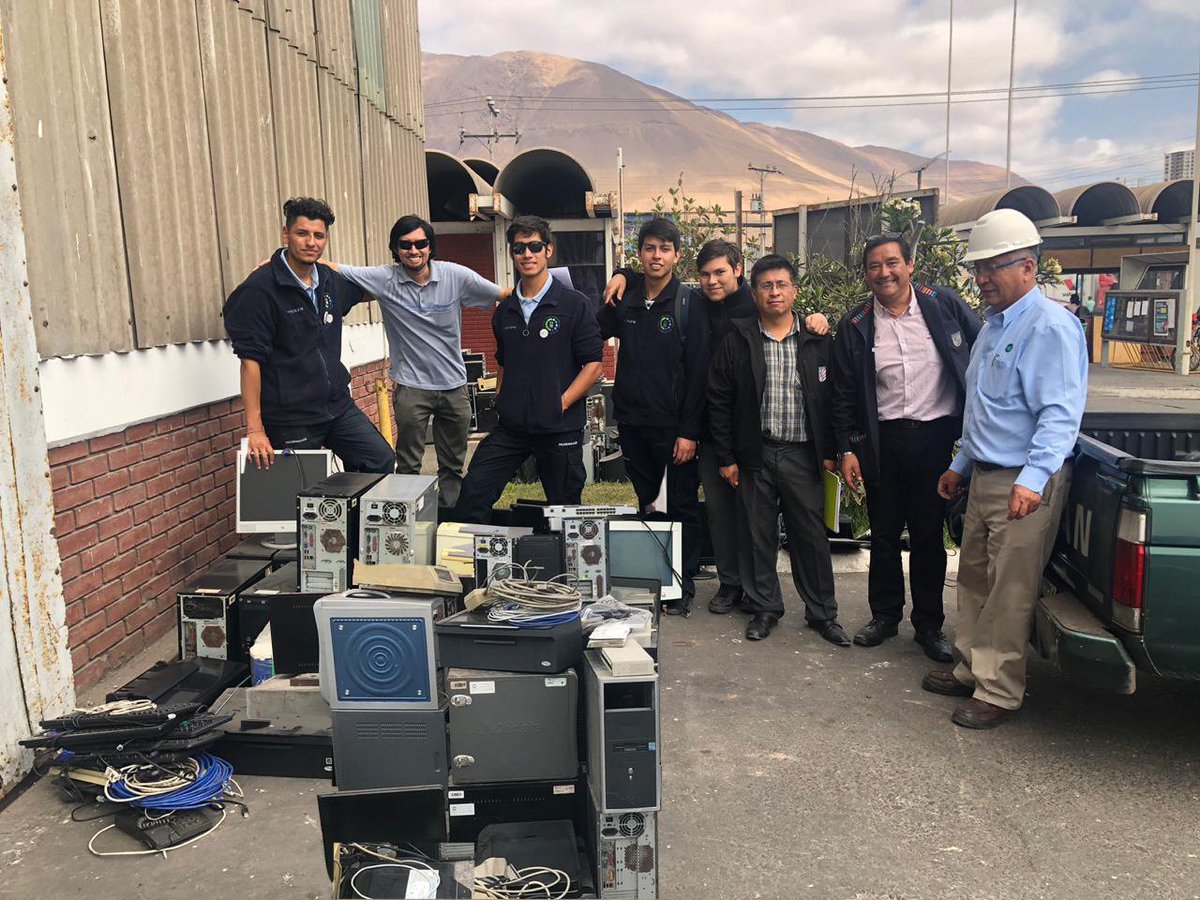 kronos_school's tweet photo. Proyecto de Reutilización de equipamiento Tecnológico #EconomíaCircular, @kronos_school recibe importante donativo de Corpesca, agradecemos a quienes se van sumando a nuestra iniciativa, @MMAChile, @tarapacamma.
Muchas Gracias CORPESCA #Iquique https://t.co/TWqKL8h4Ux