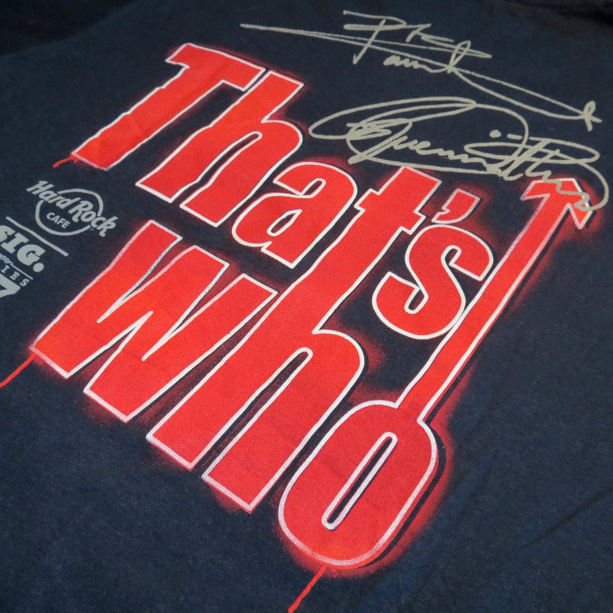 Tee Shirt 'The Who' Found at Hard Rock Cafe Atlantic City 😎🤘

#TheWho #rock #pop #music #oldies #album #playing #generation #tshirt #teeshirt #fan #travel #usa #Hardrock #bestshirt #HardRockCafe #atlanticcity #newjersey