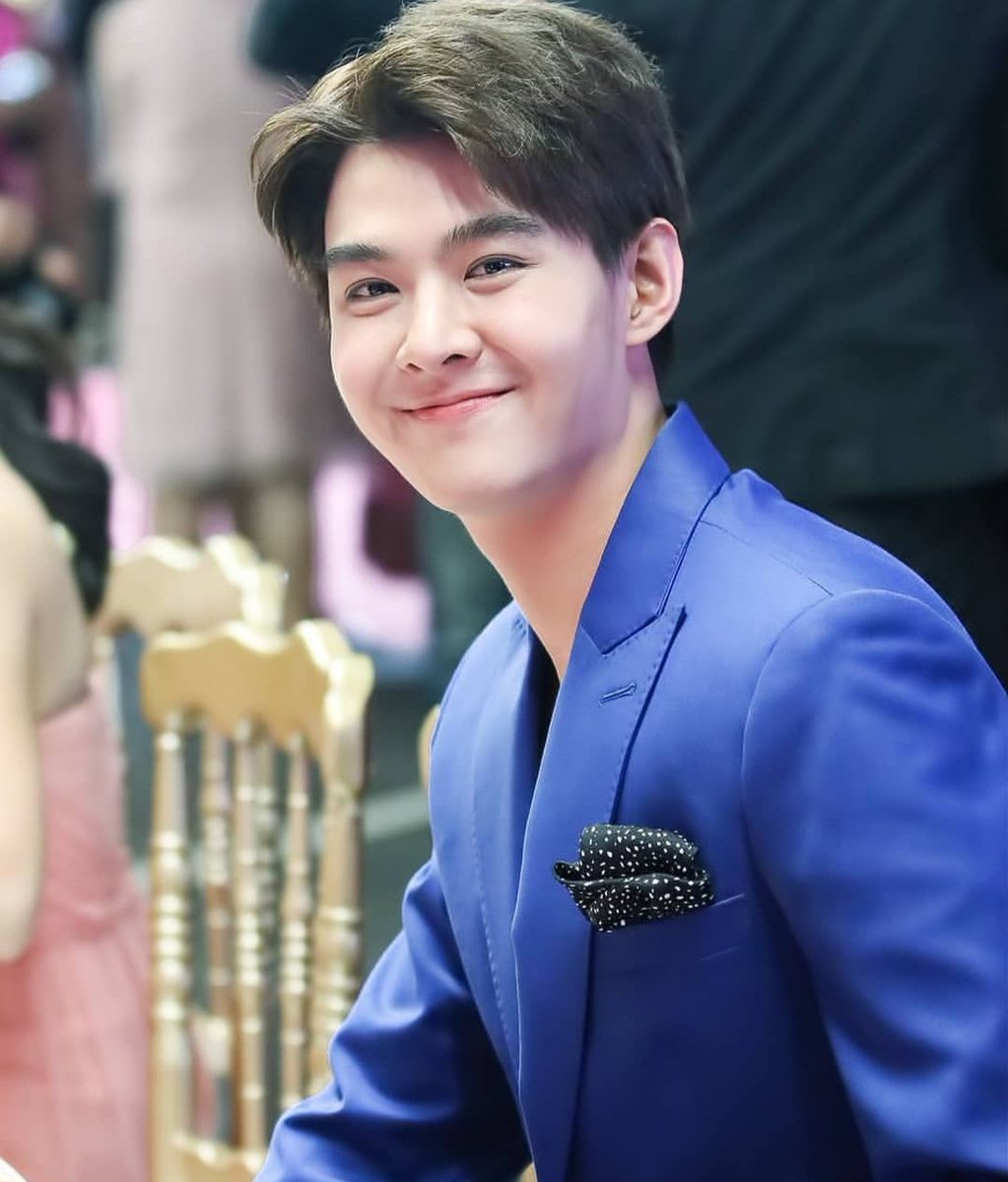 srovalod's tweet image. รักน้อง ก้าวแรกของน้องจะเปนบันไดก้าวต่อๆๆไปของหนู ความจริงใจและความกตัญญูของหนูจะเป็นใบเบิกทางในอนาคตของหนูอย่างถาวร  จะขออยุข้างหนูและพร้อมสนับสนุนทุกผลงานของหนูนะรัก หนูน้อยพลังบวก ✌✌✌✌✌
#LBCforever 
#Saint_sup