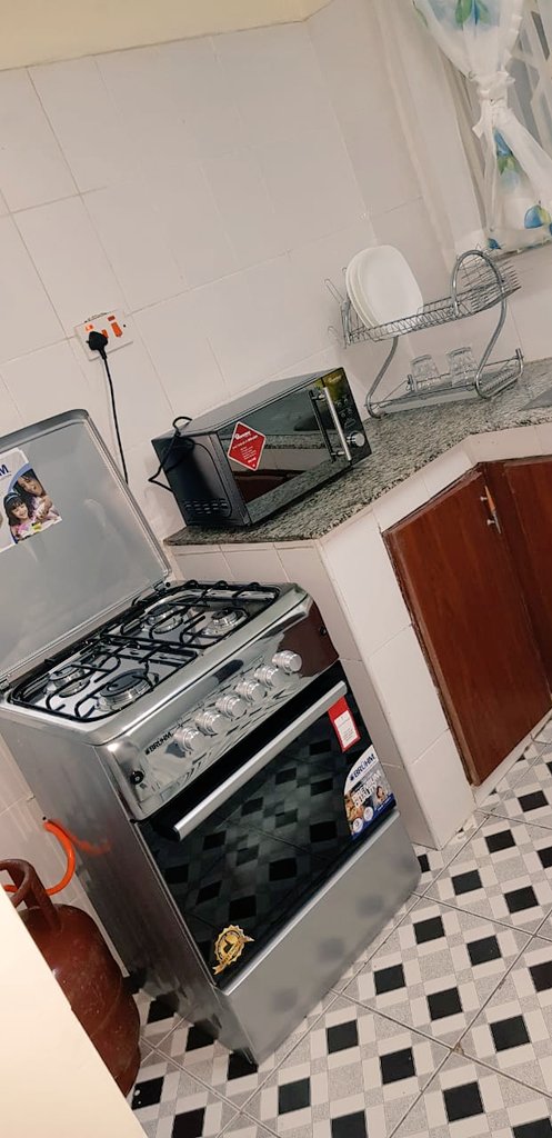 Kiptoo__'s tweet image. Hi Guys,anyone travelling to Nakuru with family or friends and needs a fully furnished apartment in Mlimani area,kindly contact me. Kindly RT, my clients might be in your Timeline.