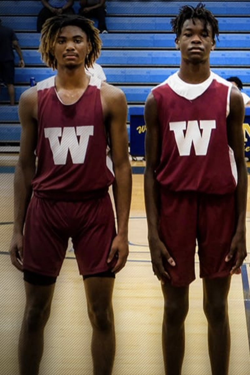 TeamGAMagic's tweet photo. 🗣🗣🚨🚨The TRUE DEFINITION of “WE GOT NEXT” I watched these 2 guys take a HUGE step in becoming next up in the  Middle Ga area. Javian Mosley 19pts 8 reb 3ast  Kowacie Reeves Jr. 19pts 4reb. Beautiful all around games...THE TGM WAY  🎒#hardhatguys #CBG🦍 #OWYP https://t.co/CyLnIAYUEH
