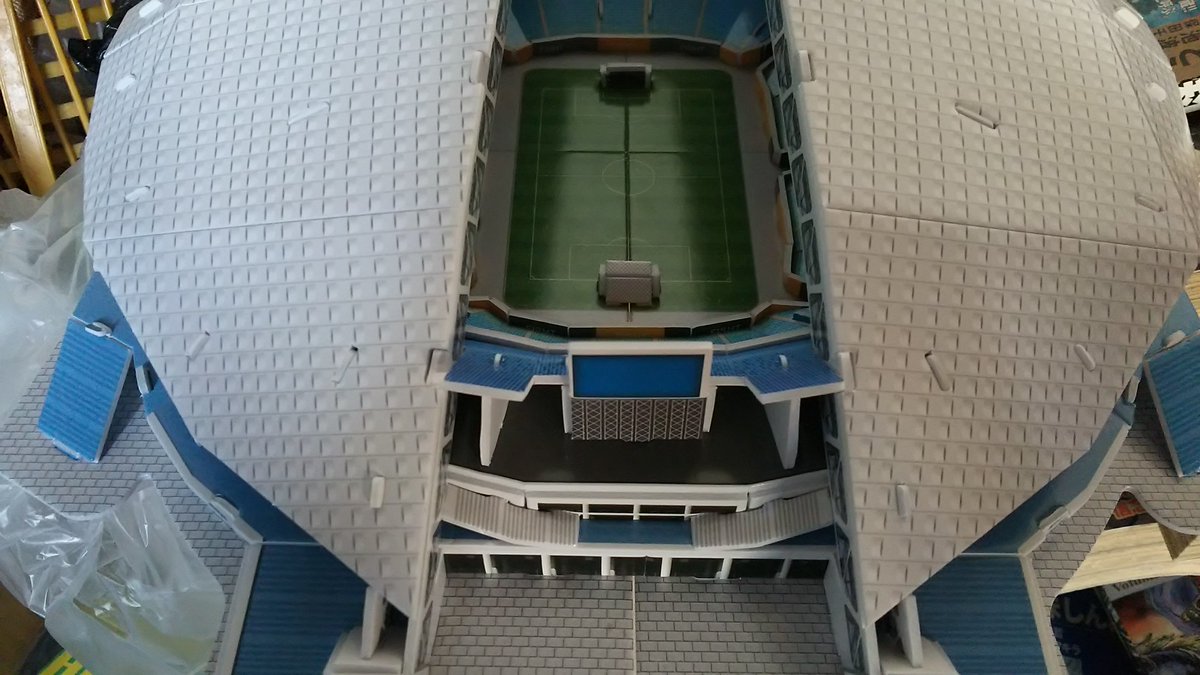 新しい バレンシア オフィシャル  Nanostad ナノスタッド  スタジアム メスタージャ 3D  パズル ver.2 LEDスタジアム電飾付き