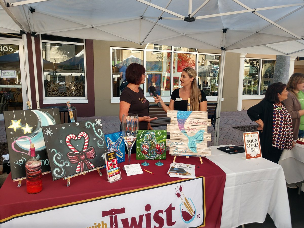 Today is the last day of #EmptyBowls18 at <a href="/lwrmainstreet/">LWR Main Street</a>. Join us for lunch and lets celebrate hunger-relief in Manatee County. Enjoy soup, bread, &amp; dessert &amp; bring home a hand-painted bowl. tickets: bit.ly/2D1s81L
Thanks to our #SouperSponsors Entre Nous and <a href="/PNCBank/">PNC Bank</a>.