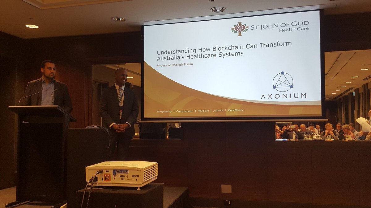 Axonium_org's tweet photo. A great day at #HITWA18 talking about the Future of Health Technology. #blockchain #technology #HealthTech https://t.co/QoPasT4ENH