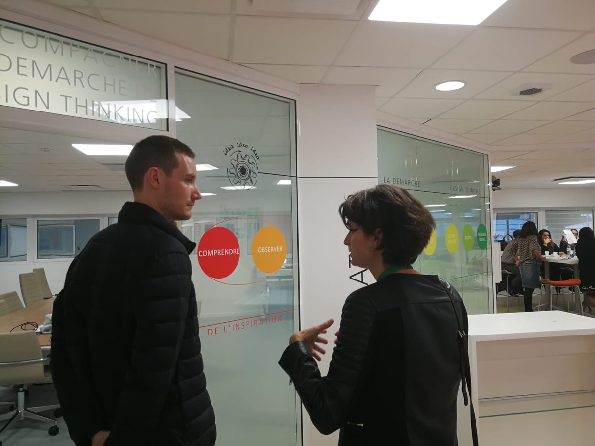 medinlab's tweet photo. La SNCF curieuse de notre lab 🙂Nous accueillons aujourd'hui avec plaisir @alexvoyages de @usd_sncf pour échanger sur l'innovation et la transformation culturelle https://t.co/BIKXUXRXW0