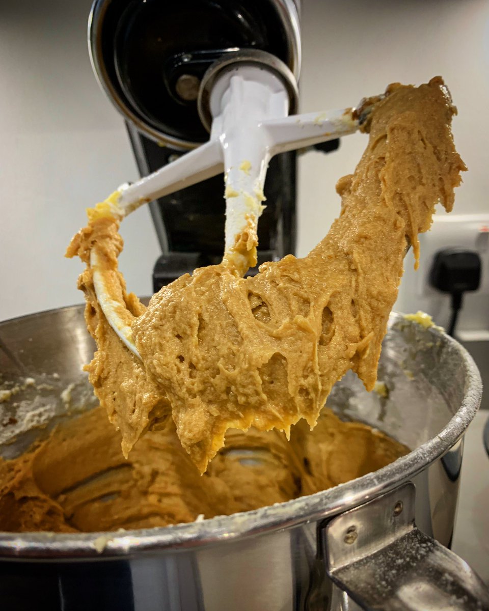 Cluckmuckcook's tweet image. A bit of old skool baking for my Dads bowling team charity tea. Coffee and walnut cake. #coffeeandwalnutcake #gbbo