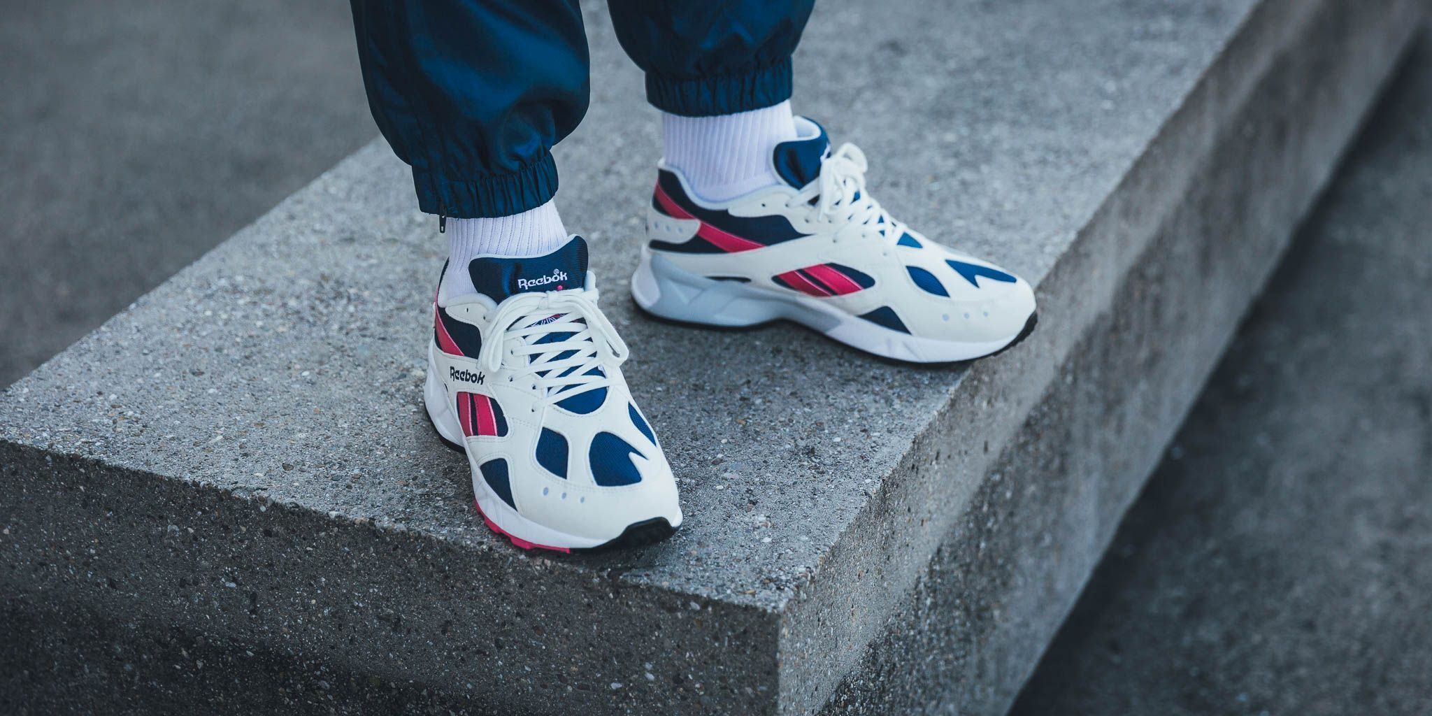 Titolo on Twitter: "Check this out 🍁 Reebok Aztrek - Chalk/Royal/Rose/White webSHOP 💥 https://t.co/7DSxuYZh6U #reebok #royal #rose #white #sale #sales #fallsale #midsale #sneakers #adidas #nike #newbalance #puma https://t.co ...