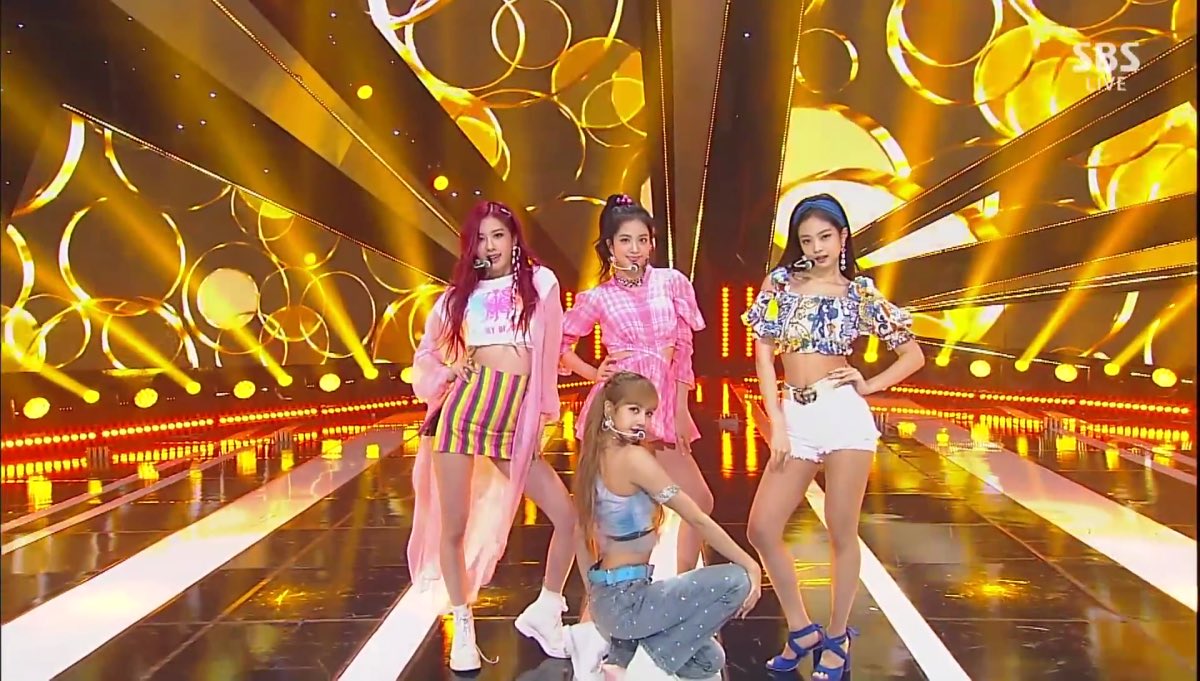 блэк пинк постер. Blackpink репетиция forever young. группа blackpink. блэк пинк засветила. блэк пинк see u later.