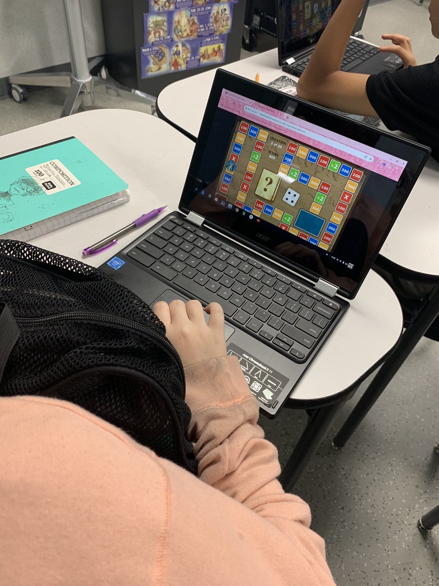misscguillory's tweet image. Starting 1st period right with Mr. Higuera! His kids are doing 8 minute rotations. You see one kid researching his amendments and the others are playing a Constitution Review Digital Board Game! #multiplemodalities #allin4aldine #differentiationstations #funfriday
