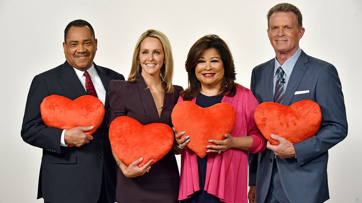 Nbc Dfw On Twitter Dallas Evening Tv News Anchors Including Meredithnbc5 Team Up For Givingtuesday Https T Co Oo0qmino53