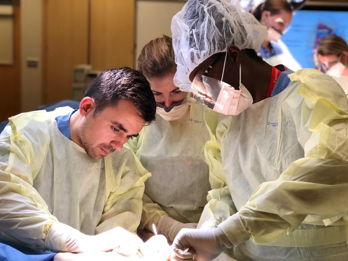 Dr. Lisa Korff is our breast surgery teacher lead in our axillary dissection skills lab today.

We love having our engaged faculty willing to teach in our surgery skills lab! 

#surgicaleducation
#skillslabfriday
#iusurgery