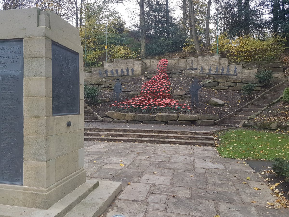 Kirkham Town Council are commemorating the Centenary of WWI with this permanent art installation.

Located in the Memorial Gardens it features a cascade of 500 individual poppies.

A blessing of the installation will take place after the Remembrance service at the Cenotaph at 2pm