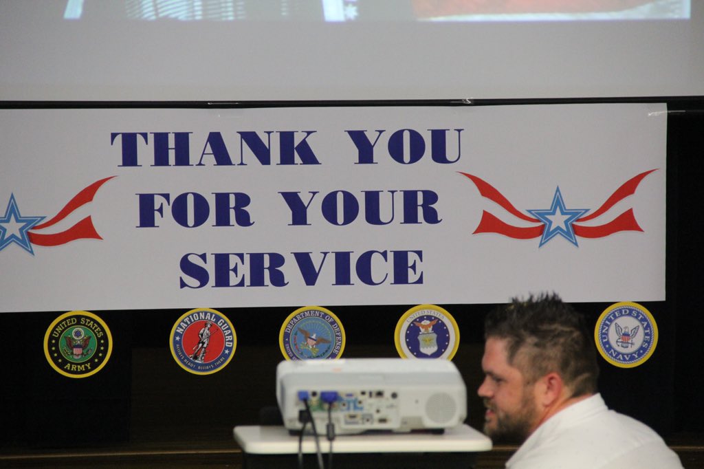 Packed house to honor our vets at Cibolo Valley Elementary School this morning. #VeteransDay #ThankAVeteran