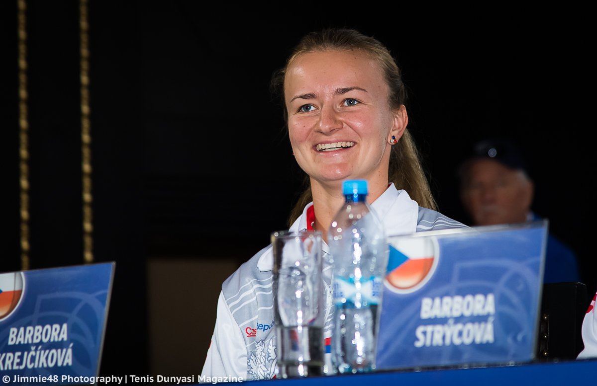 BARBORA KREJCIKOVA Drkzu1QWwAAgRpg