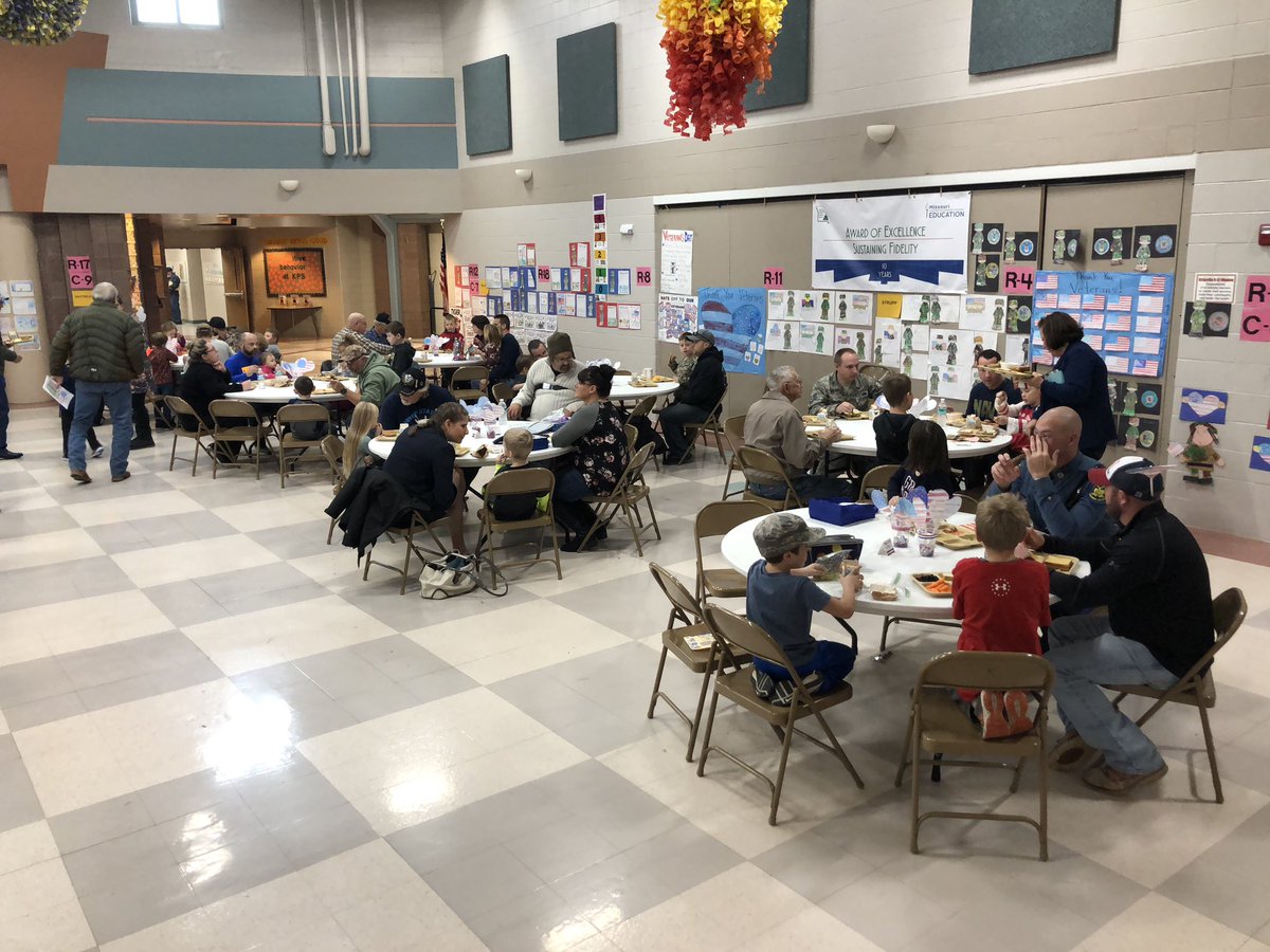 KVKPS's tweet photo. Today was a special day at KPS as we honored our Veterans!  We welcomed well over 50 veterans for lunch as veterans enjoyed eating and visiting with their loved ones that are KPS students.  

We are so thankful for our Veterans! https://t.co/nwXkOPSTRW