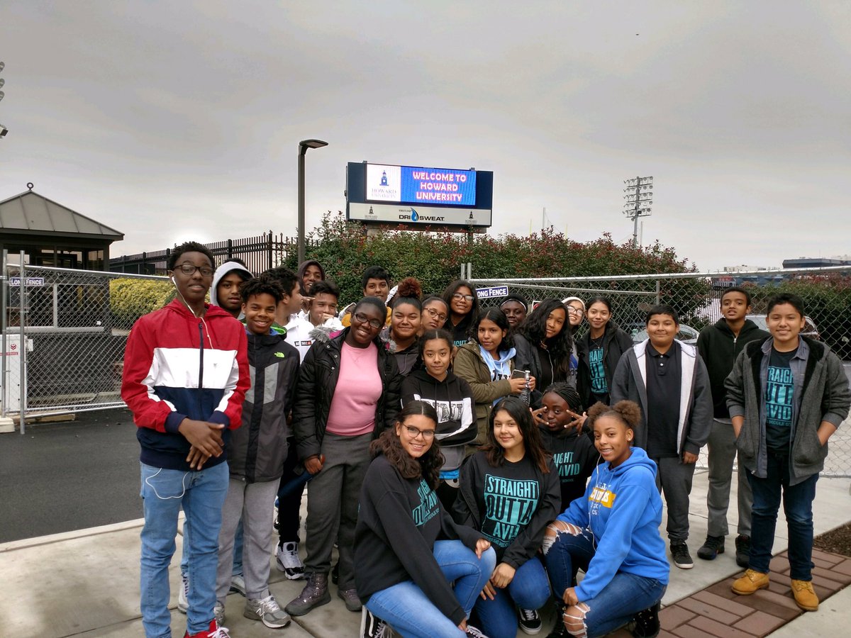 CSMS_AVID's tweet photo. Sandburg AVID 8th grade college tour to Howard University and American University @Sandburg_MS #pantherpride https://t.co/cEfgjCNQoe