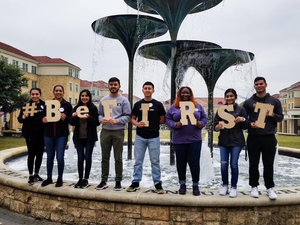 tcu_sss's tweet image. Yesterday SSS, IIS and SDS joined forces to create a big celebration for the First Generation Students at TCU! The turn out was amazing! Congrats to all of the trailblazers! #FirstGenCelebrationDay #GoFrogs