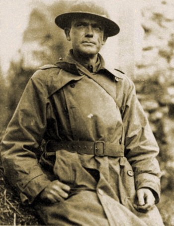 Seanofthesouth's tweet photo. #WW1 Father F.P. Duffy is the most highly decorated cleric in the history of the U.S. Army. He was chaplain to the famous New York Irish the "Fighting 69th" Infantry @gerrobo @irishamerica My Great uncle served with him on  western front in France 1917-18
https://t.co/GWCcFq2Gi1 https://t.co/Bk0xCLic96