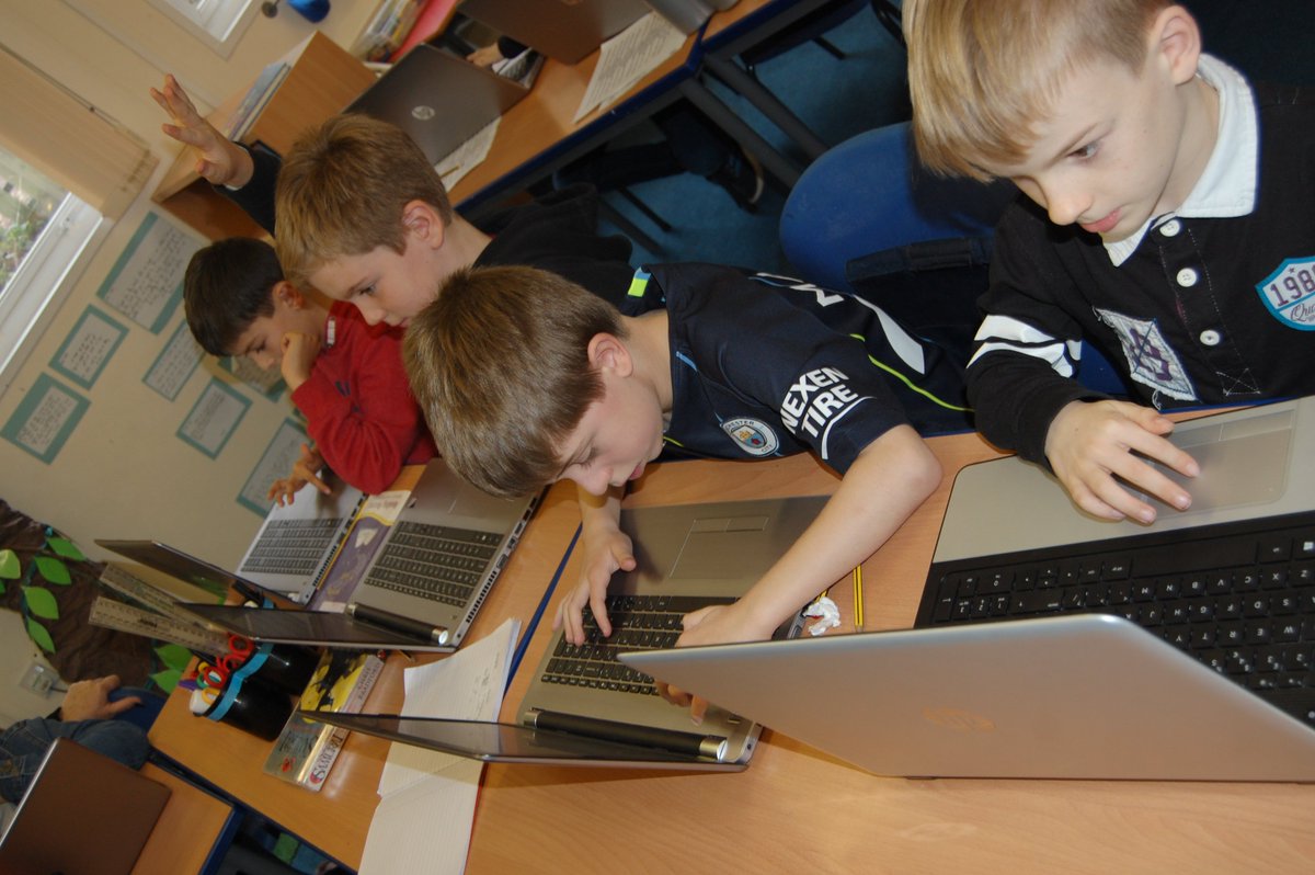 WildenAllSaints's tweet image. Falcons have been using technology to enhance their learning this week. Have you been on #RockStars, #CenturyTech or #ReadTheory recently? If not, why not have a go over the weekend? @SevernAcademies @CofEWorcEduTeam