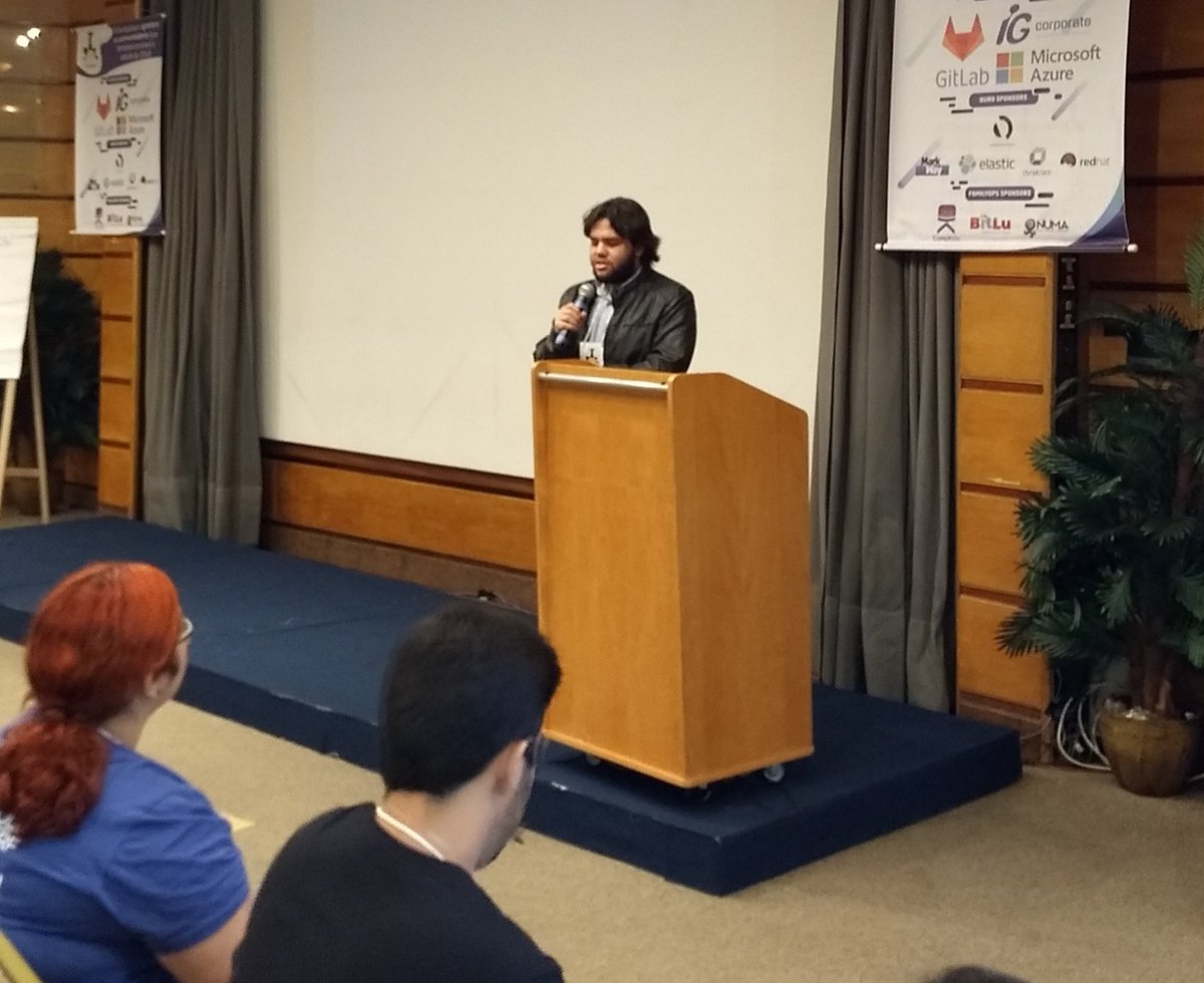 gomex's tweet image. @lucasstito_ falando sobre acessibilidade e inclusão no @rj_devopsdays #dodrj2018