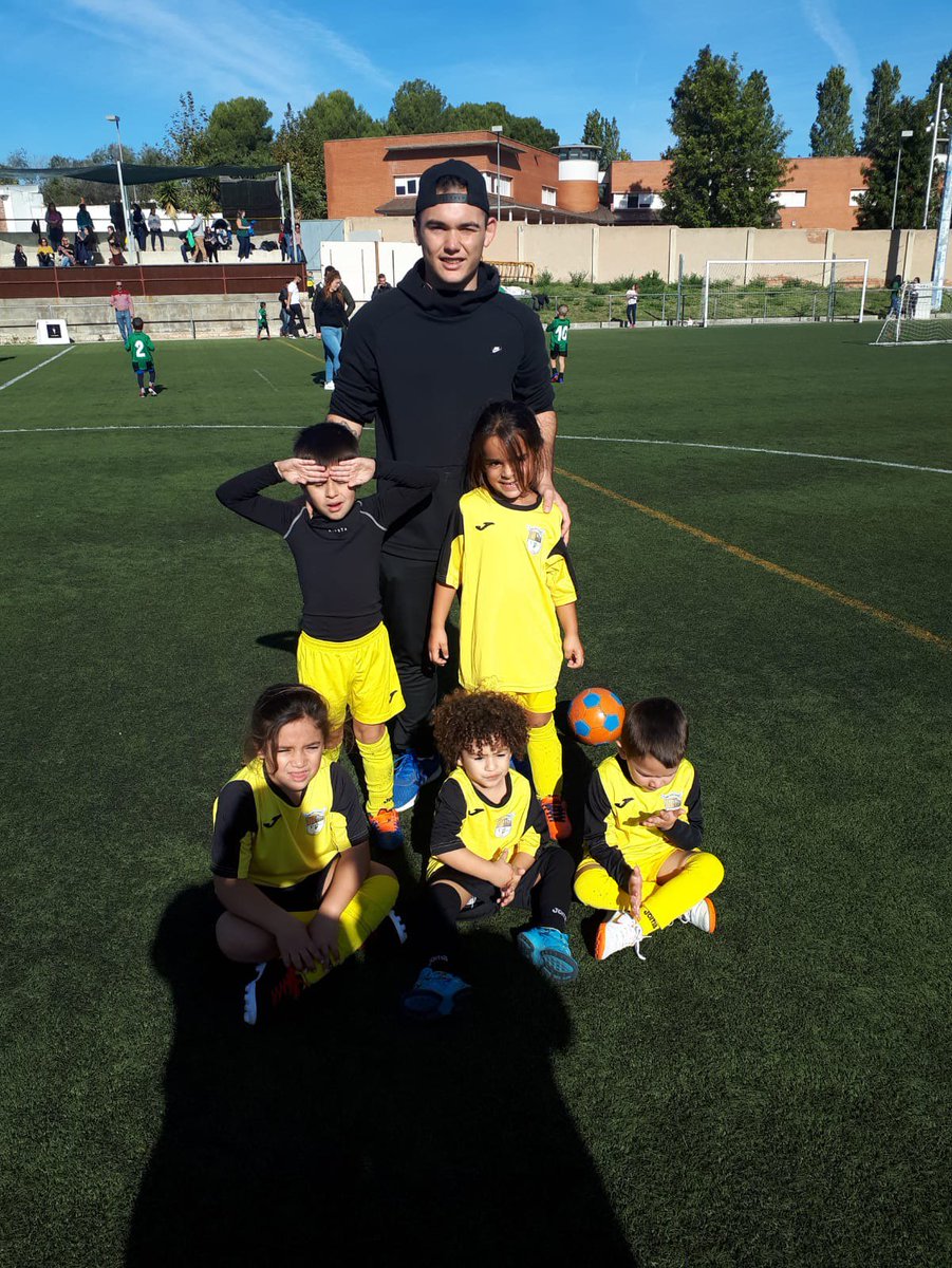 BABYS/

UD SAN SALVADOR 13 
RACING BONAVISTA 5

Habla el míster : " partido con muchas bajas , he tenido que poner un jugador de portero , pero pese a las circunstancias estos pequeños son unos campeones y unos guerreros , ha seguir trabajando y aprendiendo cosas "