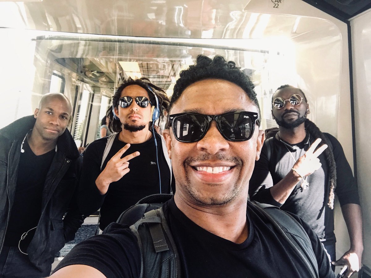 VoxFortura's tweet photo. And we’ve landed safe and sound in Orlando! After 2 very ROCKY flights!!! On our way to the Hotel, Then soundcheck later on for our @CarnivalPLC gig! 
#voxfortura #USA #ClassicalSoul #Opera #ClassicalCrossover #blackexellence #orlando #corporate #TADshows #carnivalplc #carnival https://t.co/ICAmGXdRaA