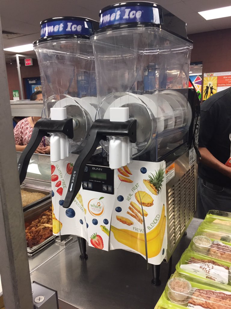 RedlandRoyals's tweet photo. Before and After, Students love the new smoothies. #Delicious #MiddleSchoolRedesign @MDCPS_MSR @MiamiSup @MiamiCAO @MDCPSSouth @DrIliaMolina @BarfreshC @MDCPS_Food #ValuesMatterMiami @MDCPS https://t.co/LwSv7NlJsB