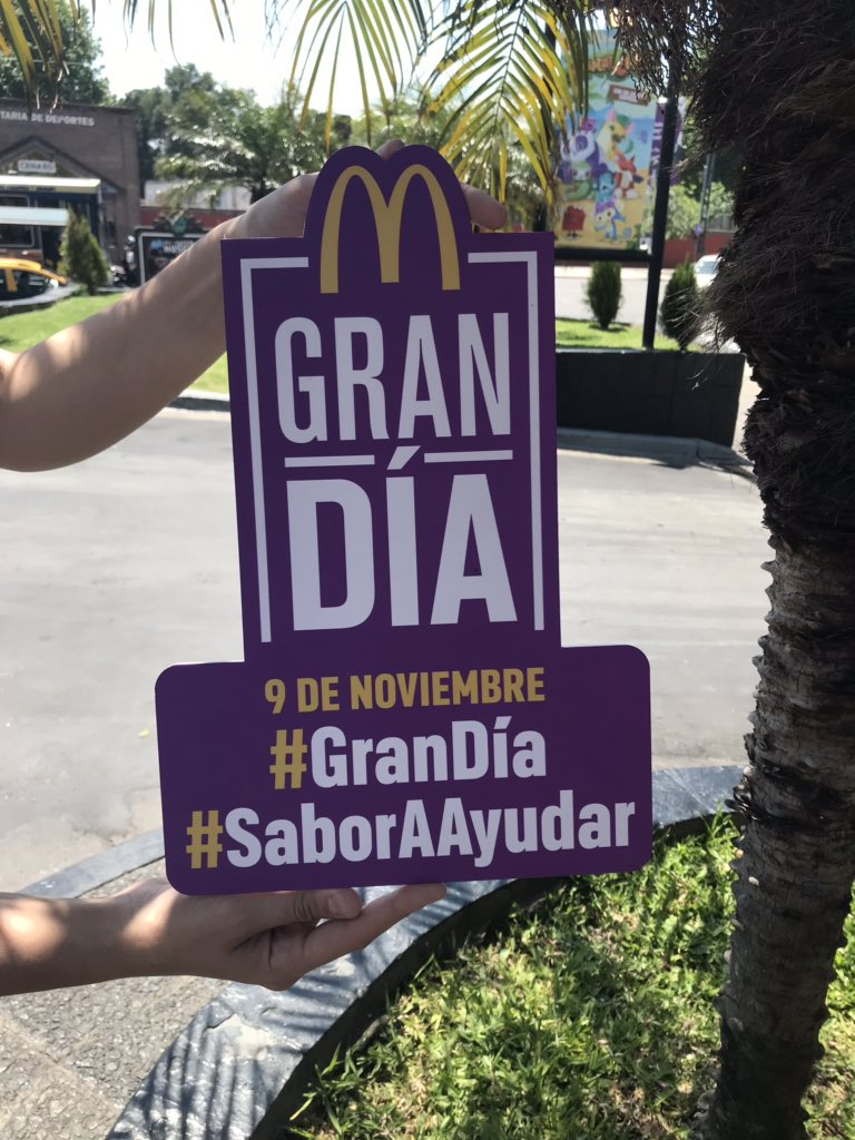 Que lindo que todos se sumen a este #GranDia comprando #BigMac por <a href="/sifundacion/">Fundación SI</a> <a href="/CasaRonaldAr/">Casa Ronald Argentina</a> .
