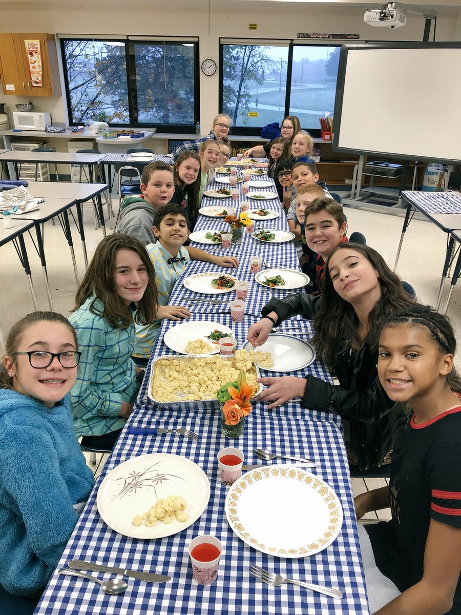 Sdunham72's tweet image. It’s their final day in FACS. Ending it w/an epic family dinner that they prepared &amp;amp; served. Very impressed w/our 6th graders. Thank you for lunch!! #gratitude And they made dessert! #TimeForNap @WestGeneseeCSD