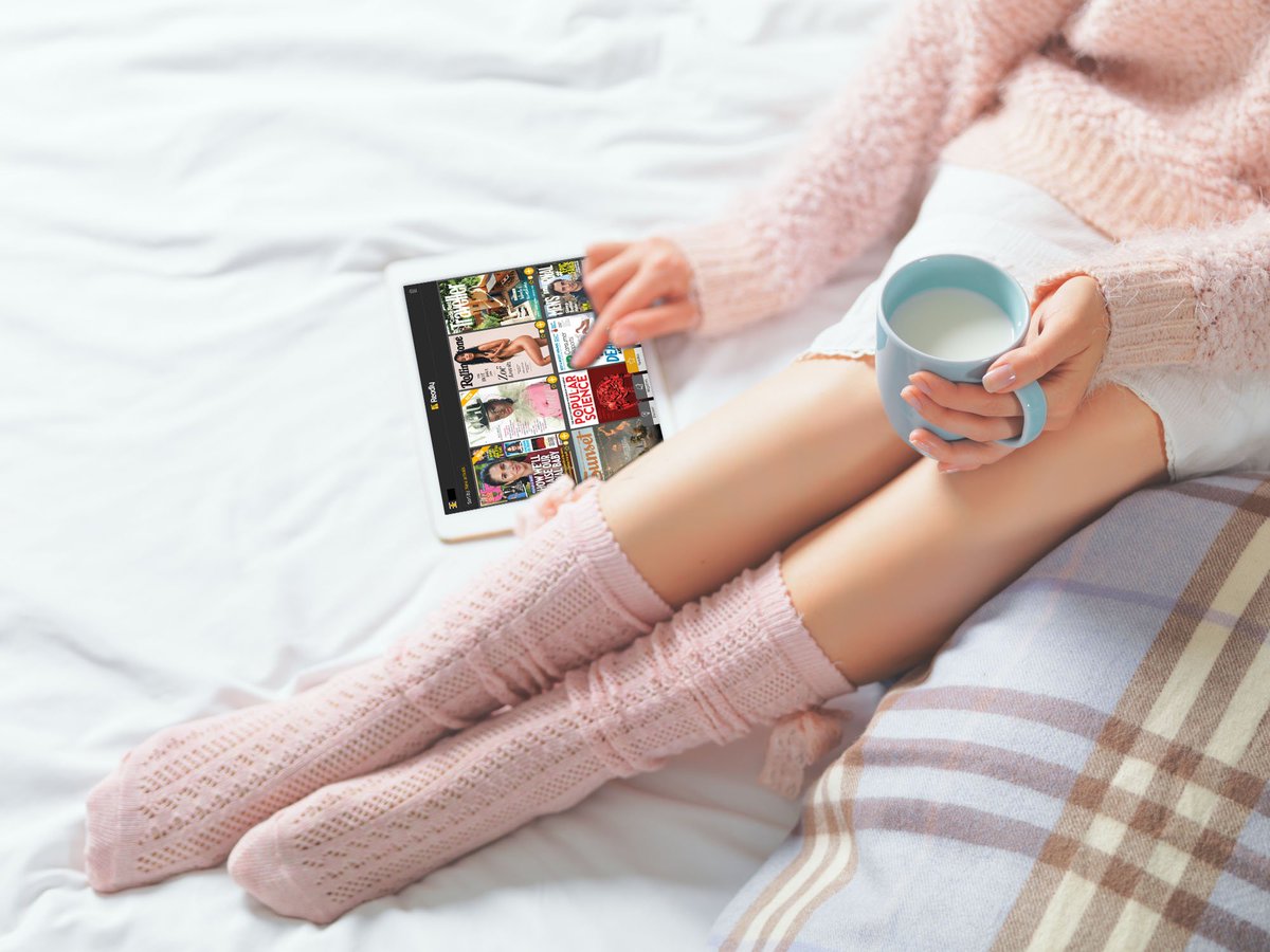 ReadlySupport's tweet image. Weekend plans: hot chocolate, warm fuzzy socks and all the magazines. us.readly.com