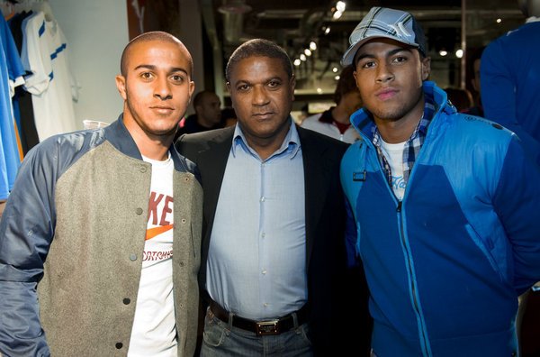 The guy celebrating *that* goal with Bebeto? No, not Romário! The other guy! Well, that's Mazinho! His sons are named Thiago Alcantara and Rafinha Alcantara. You might recognize from their current stays at Bayern München and FC Barcelona