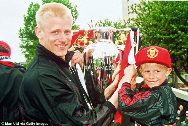 "Like father, like son" is a well known saying. And it has never reigned more true than in the case of Peter and Kasper Schmeichel. Peter is a Man United legend and a serial Premier League winner. Kasper was the keeper during the historic season in which Leicester won the league