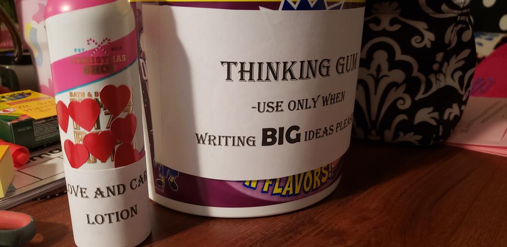 CSFlowerPower's tweet photo. My secret writing weapons! @HPCS_TN #loveandcarelotion #thinkinggum #kindersarewriterstoo #responsetoreading https://t.co/ytAOAK9kZu
