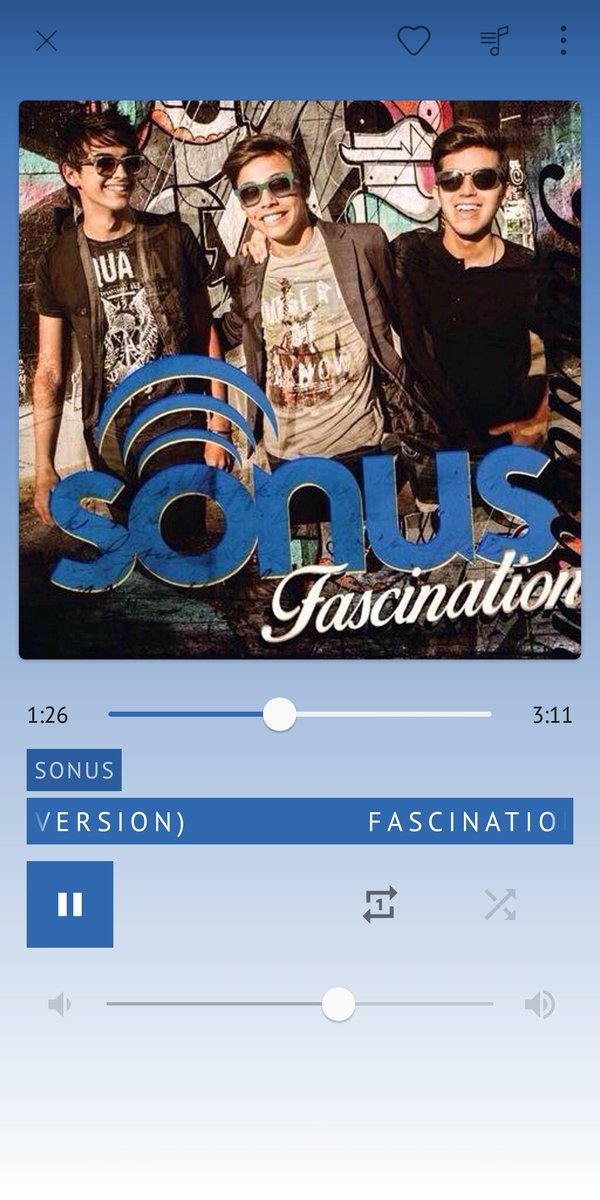 GigiGuzman123's tweet photo. Nunca @SonusBand  va a pasar de moda. Cómo los extraño @CheloMichelIi @AndrewMichelIi @Alex_Michelli @MamaSonus Tengo todas las canciones y las sigo escuchando y las seguiré escuchando siempre. LOS AMOO ❤️💙💛 https://t.co/jZqtHdh4X8