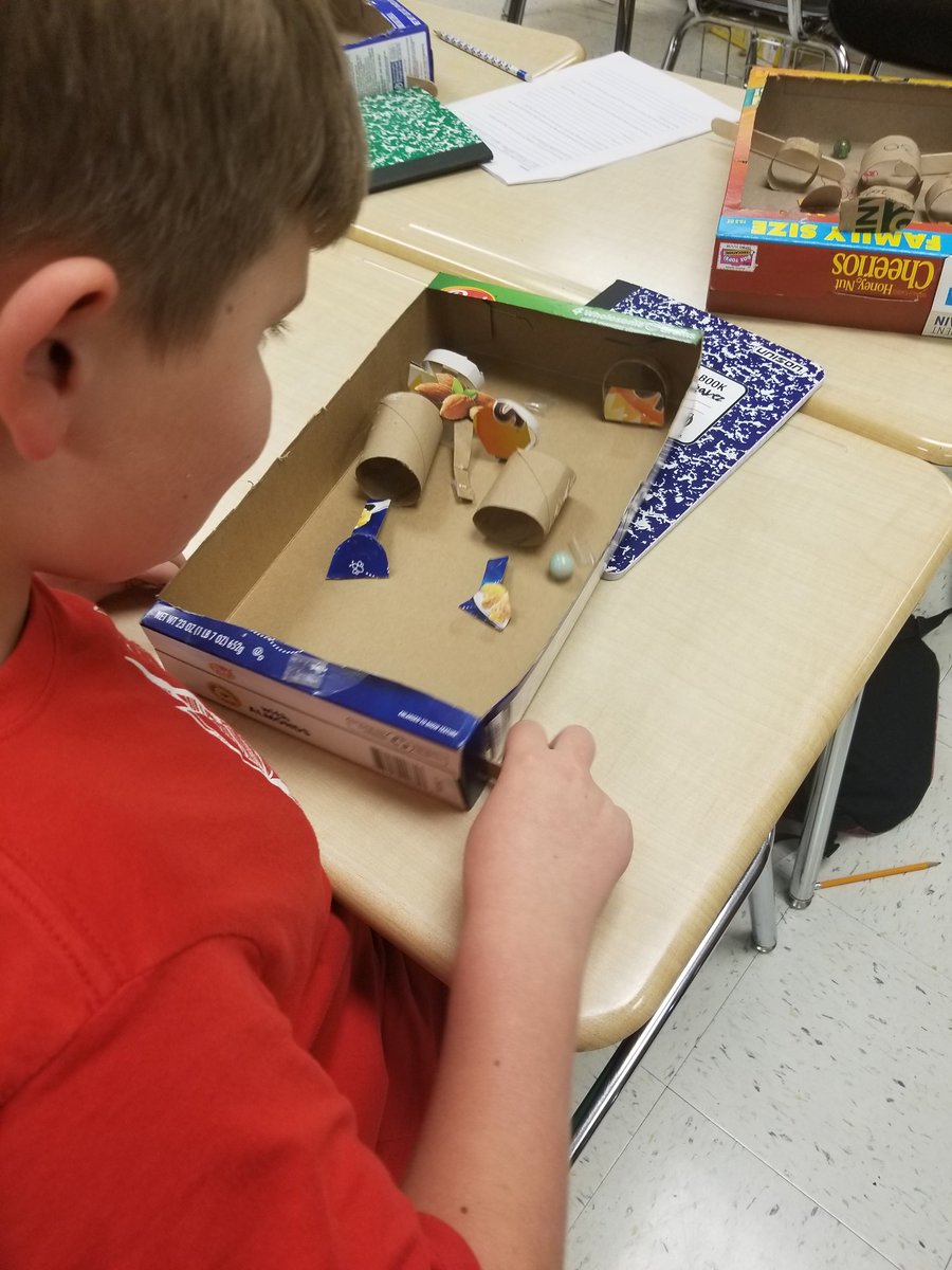 hhh_Chookas's tweet photo. Our cereal box pinball machines turned out awesome!! #MyStudentsROCK #FunWithForces #HHHeroes #RCISDJoy https://t.co/v9GnBNHKmI