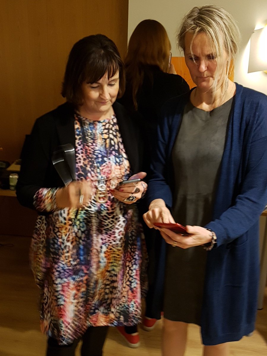 #menntaspjall #utis2018 Allir að twíta ;-) það er bingóið!!